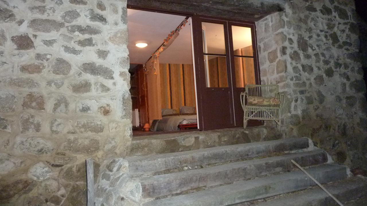 Ferme Des Combettes Bed and Breakfast Saint-Péray Εξωτερικό φωτογραφία